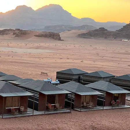Wadi Rum Eagle Luxury Camp Exterior photo