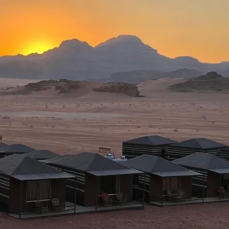 Wadi Rum Eagle Luxury Camp Exterior photo