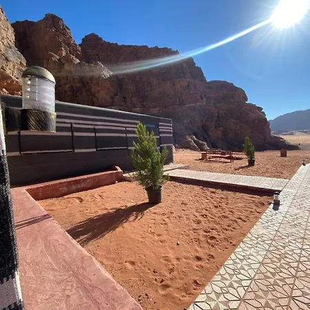 Wadi Rum Eagle Luxury Camp Exterior photo