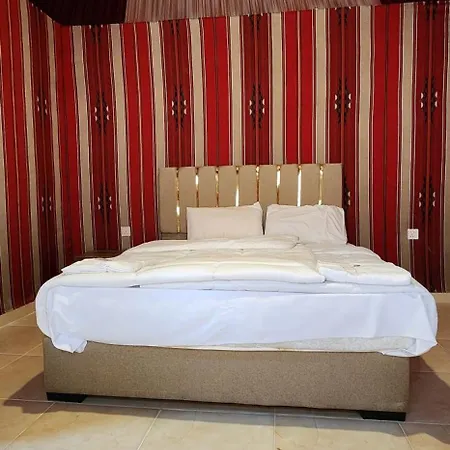 Wadi Rum Eagle Luxury Camp Exterior photo