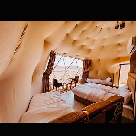 Wadi Rum Eagle Luxury Camp Exterior photo